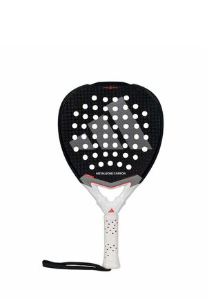 Schwarzes Paddle mit perforierter Oberfläche, kontrastierendem weißen Griff, roten Akzenten und strukturiertem Griff. Mit dem Markennamen "METALBONE CARBON."