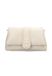 Borsa a tracolla beige con una texture liscia, dotata di una chiusura centrale a patta e del logo "M" embossato. Forma rettangolare compatta.