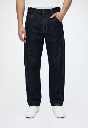 GAP, V-RELAXED FIT BLK FEY - Дънки с прав крачол - washed black