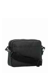 Borsa rettangolare nera con chiusura a zip, realizzata in materiale liscio. Presenta una tracolla regolabile e una texture solida senza decorazioni.