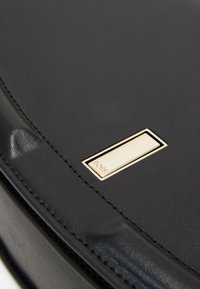 BOSS ARIELL SHOULDER BAG - Kabelka - black