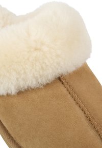 Bullboxer Slippers - bruin