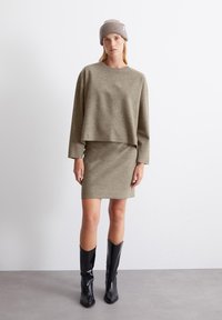 Marc O'Polo LONGSLEEVE ROUNDNECK - Strikkegenser - shaded brown melange