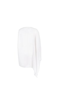 Wrap bianco e leggero con un design asimmetrico. Tessuto morbido, materiale fluido che si drappeggia delicatamente. Adatto per essere indossato a strati o per avvolgere.