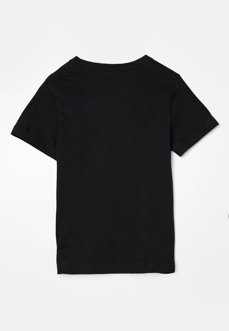 T-shirt noir à manches courtes avec col rond, présentant une texture en coton lisse et une couleur unie simple, sans motifs ni accents.