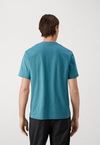 Lacoste FRENCH ICONICS - Marškinėliai su spaudiniu - hydro