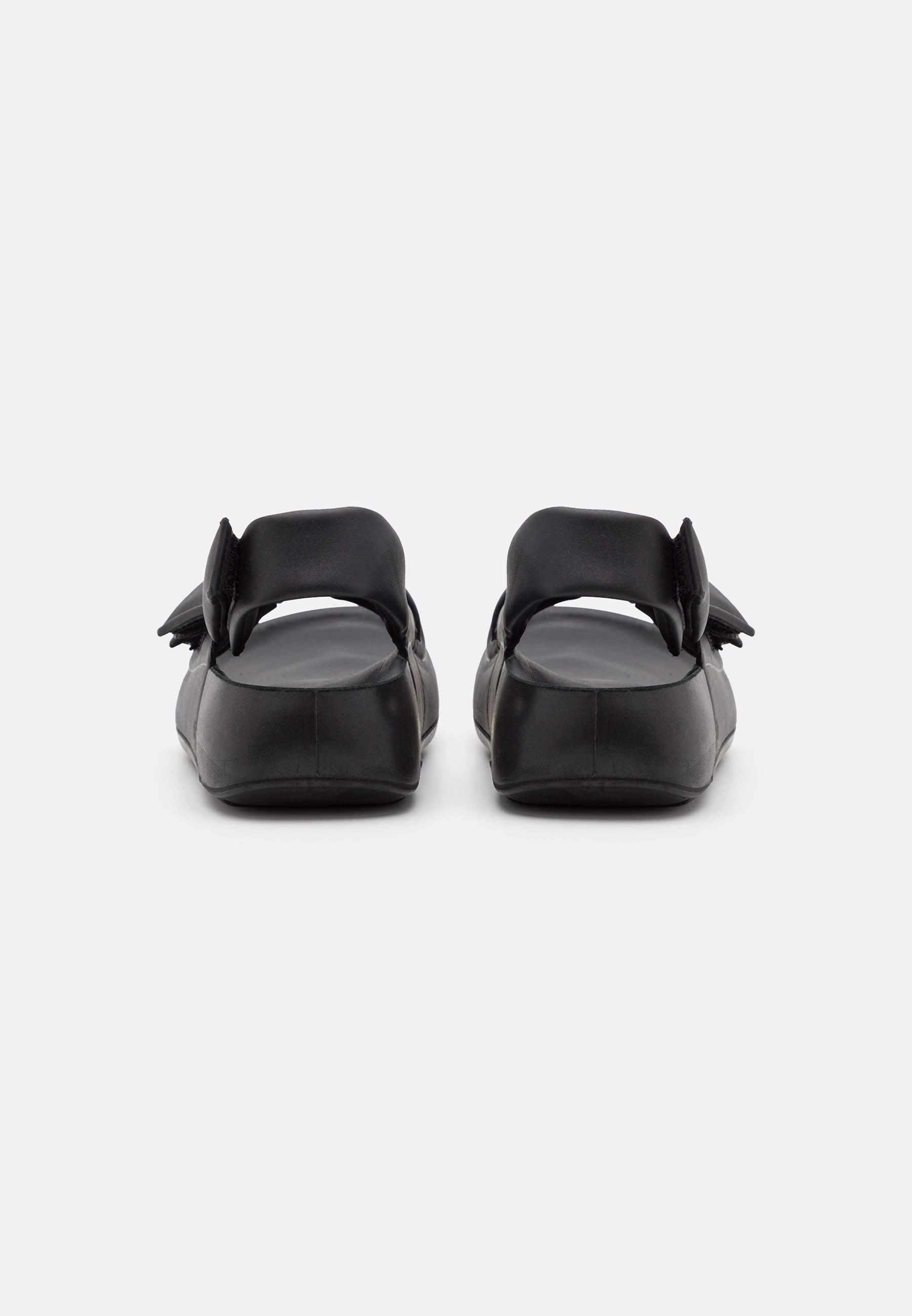 ココ　0527 ECCO COZMO - Platforminiai sandalai - black/juoda - Zalando.lt