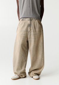PULL&BEAR MEGA BAGGY - Jeans Relaxed Fit - light grey