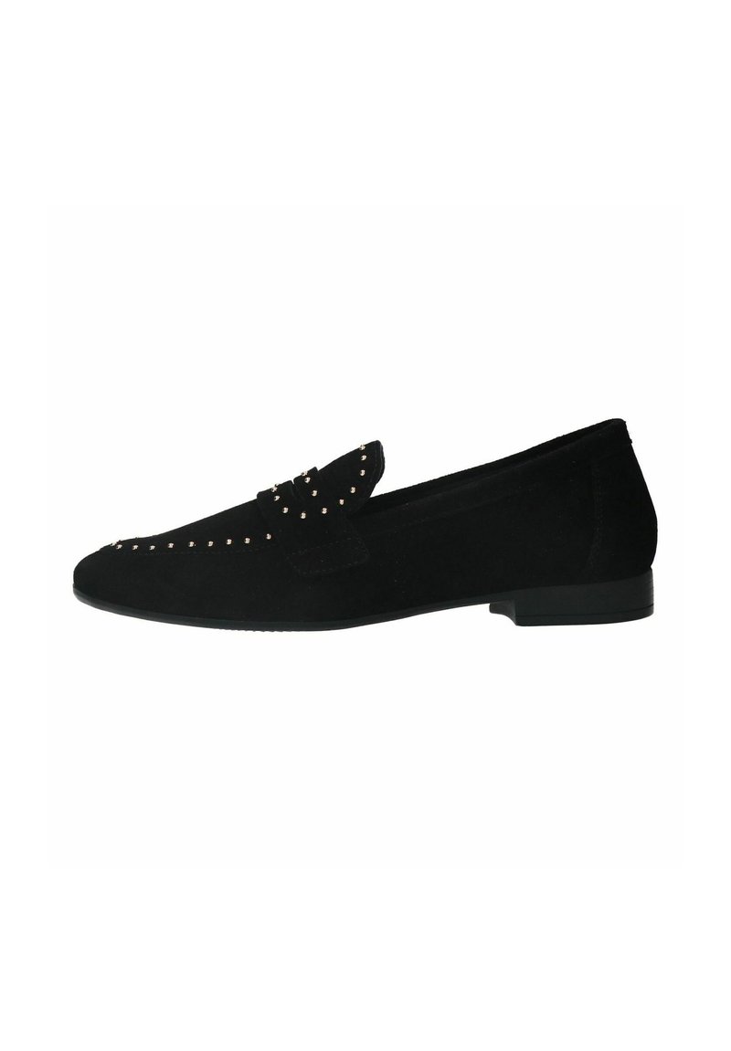Zwarte suède instap schoenen met een platte zool, stikseldetails en decoratieve studs op de wreef voor extra textuur en design.