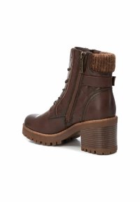 Refresh Botines con plataforma - brown