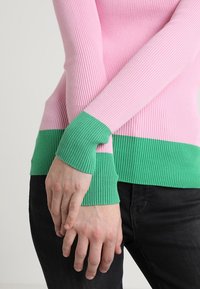 Storm & Marie Strickpullover - pink