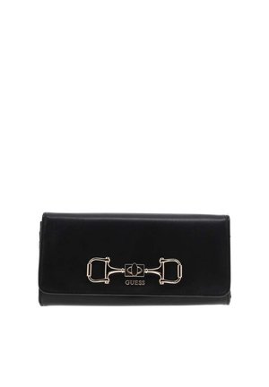 Portafoglio Guess in pelle nera con dettaglio morsetto dorato e logo sulla chiusura della patta frontale su sfondo bianco.