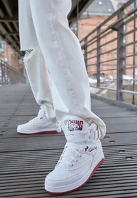 ewing 33 sneaker high white vetiver curry