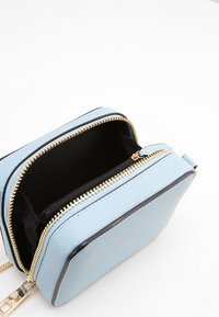 Topshop Cross body bag - blue