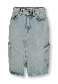 Jupe en denim bleu clair avec une taille ajustée, deux poches latérales, une fente sur le devant et des détails de couture visibles. Design classique avec un look décontracté.