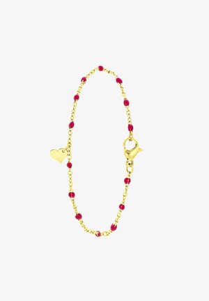 Gouden armband met rode kralen, voorzien van een klein hart-hangertje en een karabijnsluiting. Kettingontwerp met afwisselende kralen en schakels.