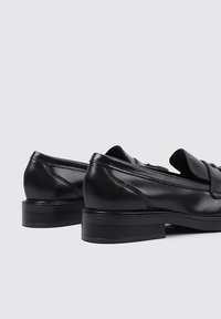 Sandra Fontán SALDAÑA - Slipper - black