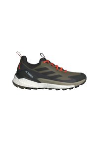 Men's running shoes with a lightweight mesh upper in green and black, reflective accents, red laces, and a cushioned white midsole.