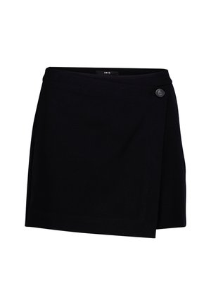 Jupe portefeuille noire en tissu doux, dotée d'une fermeture à bouton sur le côté et d'une texture lisse. Design simple avec des lignes épurées.
