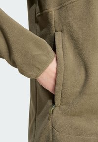 Adidas Terrex MULTI FULL-ZIP FLEECE - Jakna od flisa - olive strata