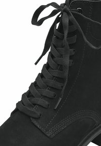 Tamaris Bottines à lacets - black