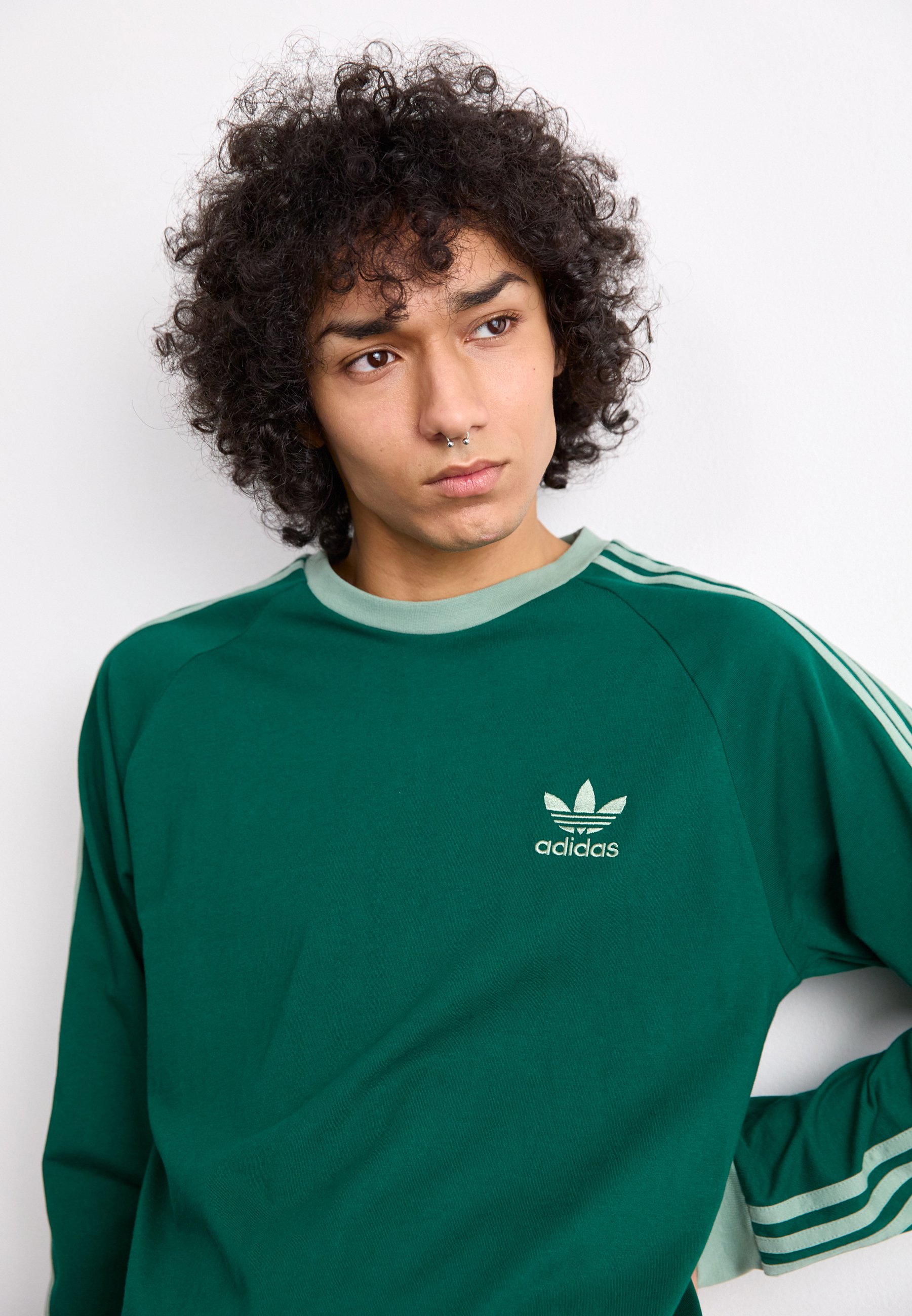 売れ筋商品|||アディダスオリジナルス Tシャツ レディース トップス REGULAR - Long sleeved top - collegiate green adidas Originals STRIPES - Long sleeved top - collegiate