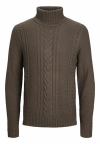 Brązowy sweter dziany z wysokim kołnierzem, z teksturowanymi wzorami, centralnym wzorem w warkocze oraz ściągaczami na mankietach i dole.