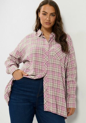 Yours Clothing, PLUS SIZE CHECKED SHIRTS - Chemisier - pink