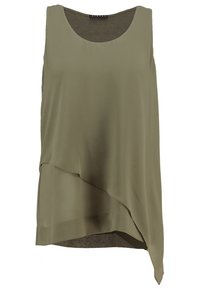 Olivgrön ärmlös topp i ett lätt material, med en asymmetrisk nederkant och en slät yta. Rund halsringning utan synlig hårdvara.