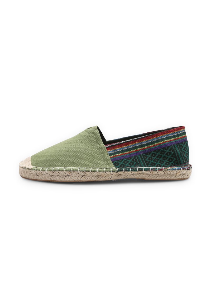 Bata ESTIVE DA - Espadrillas - verde