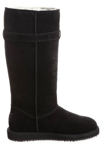 Höga svarta mockastövlar med faux fur-foder, med en platt gummisula och en remaccent nära toppen. Sömnadsdetaljer synliga.