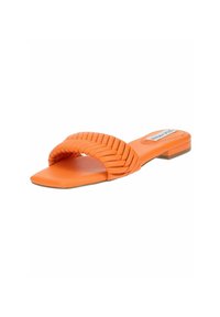 Steve Madden A ZOCCOLO - Sandalias planas - orange 575