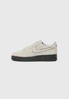 AIR FORCE 1 07 LV8 - Sneakers - smoke grey/black