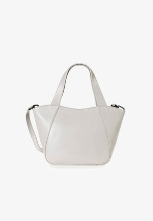 Lichtgrijze leren tote bag met een unieke vorm, dubbele handgrepen en een verstelbare schouderband. Scherpe textuur met een minimalistisch ontwerp.