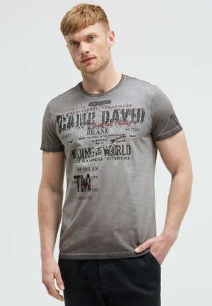 IM USED LOOK MIT CRACK PRINTS - Print T-shirt - black