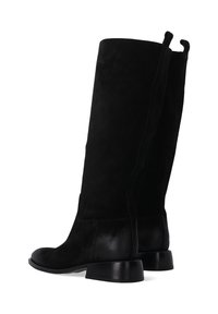 Knöchelhohe schwarze Wildlederstiefel mit matter Oberfläche, ausgestattet mit einem glatten Lederabsatz und dezenten Seitendetails.