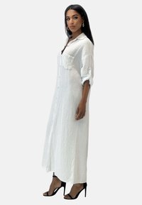 Elara Vestito lungo - weiß
