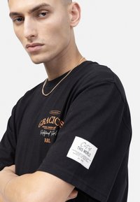 Redefined Rebel KETHAN BOXY FIT - T-shirts print - black