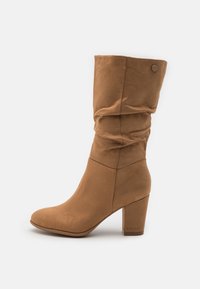 Esprit Stiefel beige Zalando