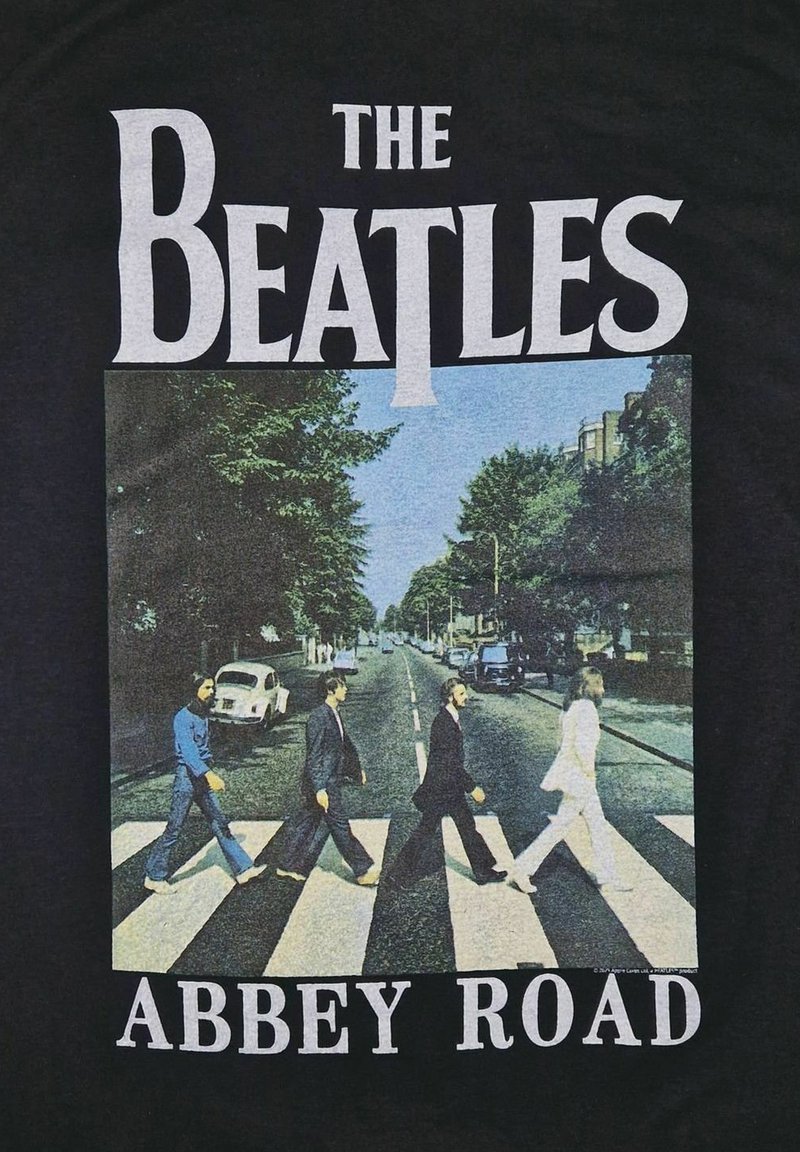 Ombrello Retrattile Ufficiale The Beatles – Logo Drop T In Nero, Merchandising Rock