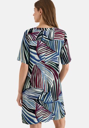 Cecil, KNIELANGES KLEID MIT GRAFISCHEM MUSTER - Robe de jour - palm breeze green