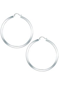 Sølv hoops øreringe med en poleret finish, der har et enkelt design, cirkulær form og sikker kroglukning for nem brug.