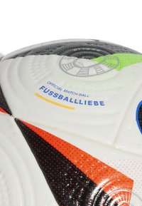adidas Performance FUSSBALLLIEBE PRO FOOTBALL - Nogomet - white/black/glory blue