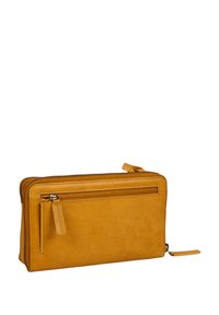 Gele leren portemonnee met een textuurafwerking, rits sluiting en een buitenvak. Voorzien van een polsbandje en een glad, slank ontwerp.