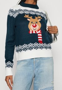 VILA Stickad tröja - dark blue