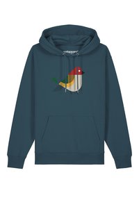 Teal hoodie met een grafisch ontwerp van een gestileerde vogel in rood, geel en groen. Het heeft een kangoeroezak en een trekkoord aan de capuchon.