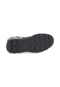 Suela de bota negra con un patrón de banda de rodadura profundo y ranurado, con la marca "Gabor", presentada sobre un fondo blanco.