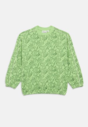 Lichtgroene longsleeve trui met een donkerder groene luipaardprint en elastische boorden bij de mouwen, kraag en zoom.