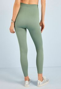Next STANDARD - Legíny – nohavice - green