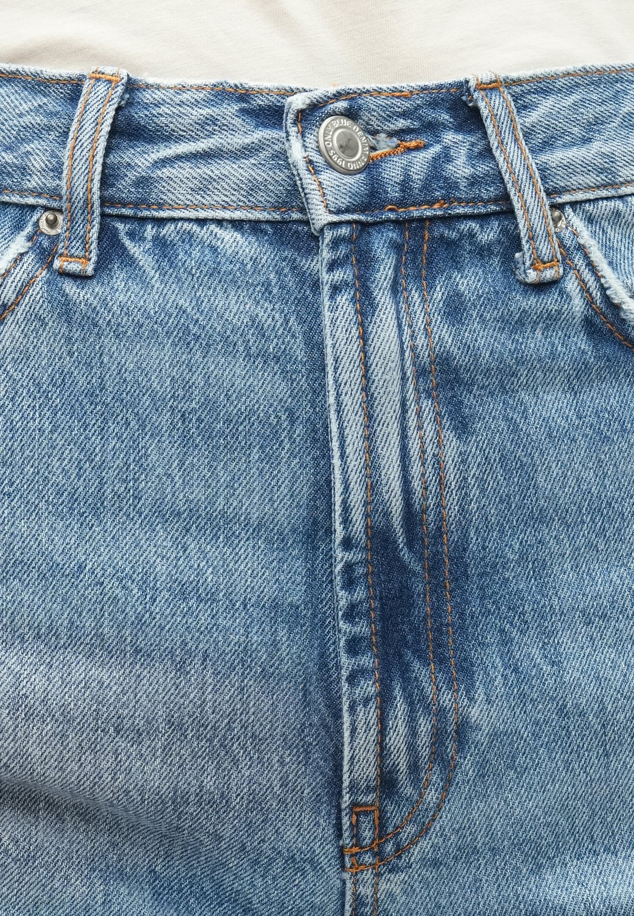 Straight fit ONLRILEY High waist